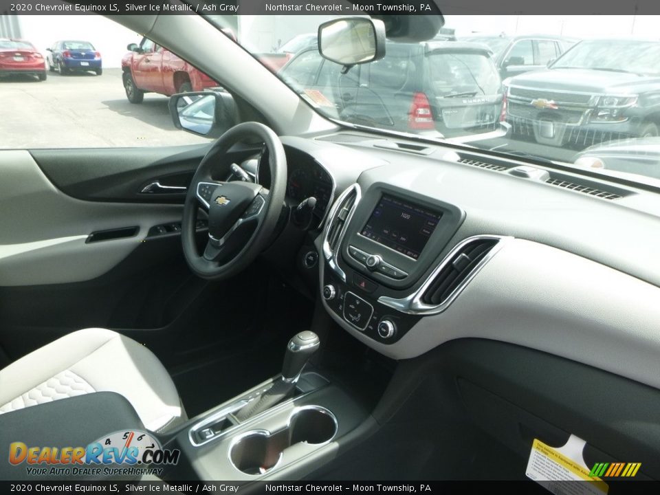 2020 Chevrolet Equinox LS Silver Ice Metallic / Ash Gray Photo #10