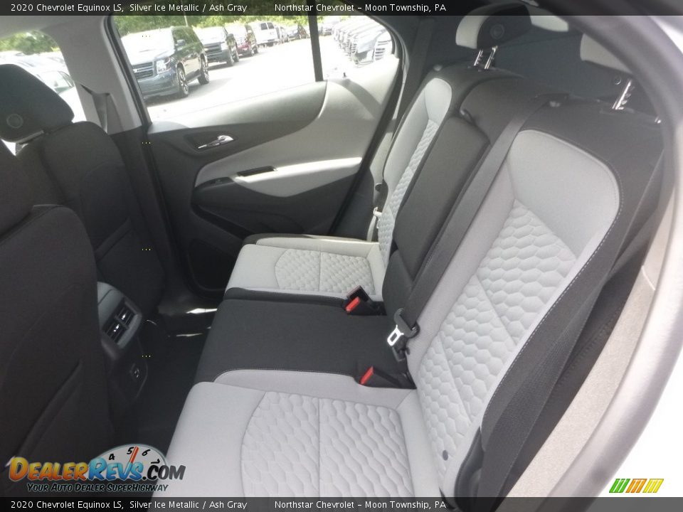 2020 Chevrolet Equinox LS Silver Ice Metallic / Ash Gray Photo #11