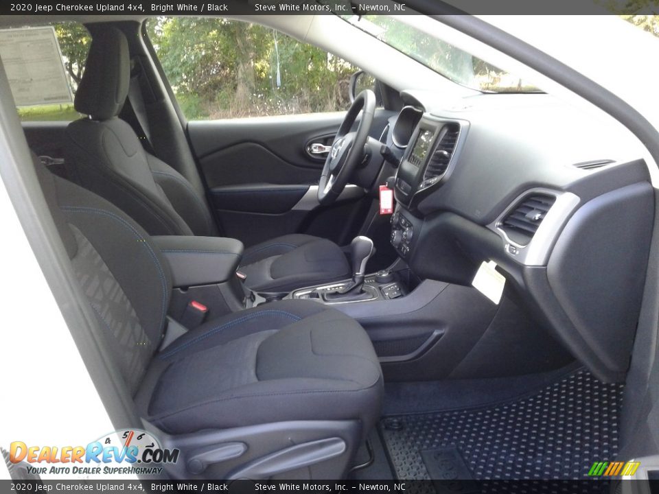 2020 Jeep Cherokee Upland 4x4 Bright White / Black Photo #14