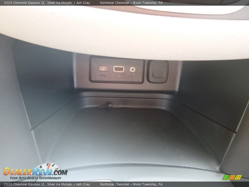 2020 Chevrolet Equinox LS Silver Ice Metallic / Ash Gray Photo #20
