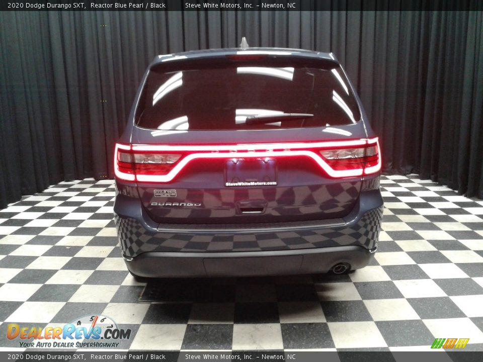 2020 Dodge Durango SXT Reactor Blue Pearl / Black Photo #7