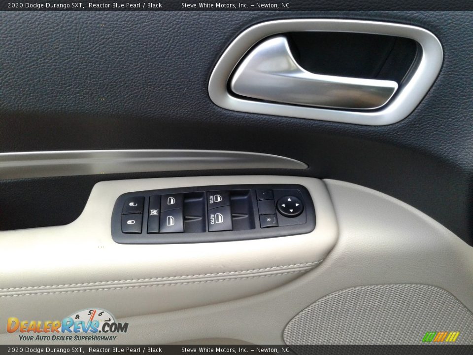 Controls of 2020 Dodge Durango SXT Photo #9