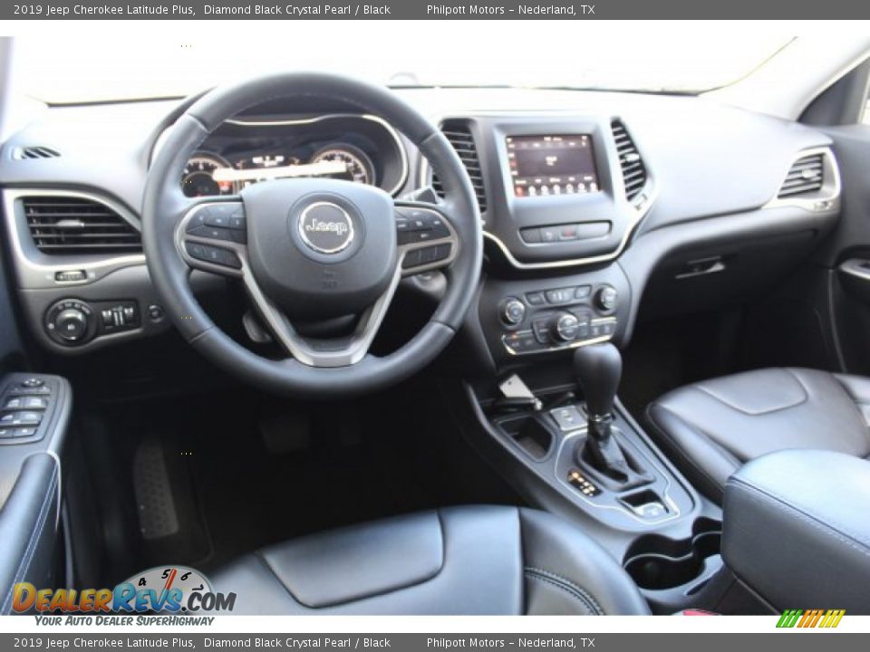 2019 Jeep Cherokee Latitude Plus Diamond Black Crystal Pearl / Black Photo #22