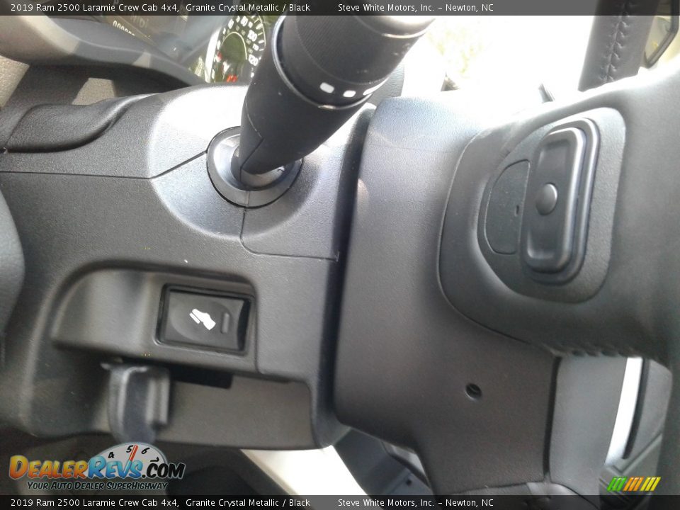 2019 Ram 2500 Laramie Crew Cab 4x4 Steering Wheel Photo #16