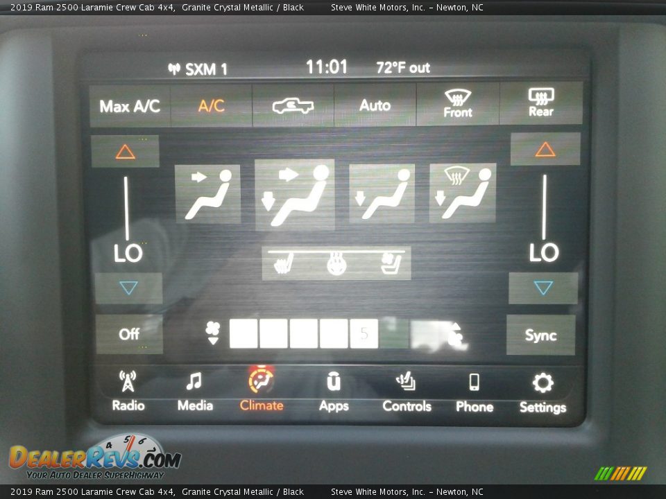 Controls of 2019 Ram 2500 Laramie Crew Cab 4x4 Photo #23