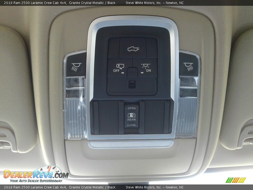 Controls of 2019 Ram 2500 Laramie Crew Cab 4x4 Photo #29