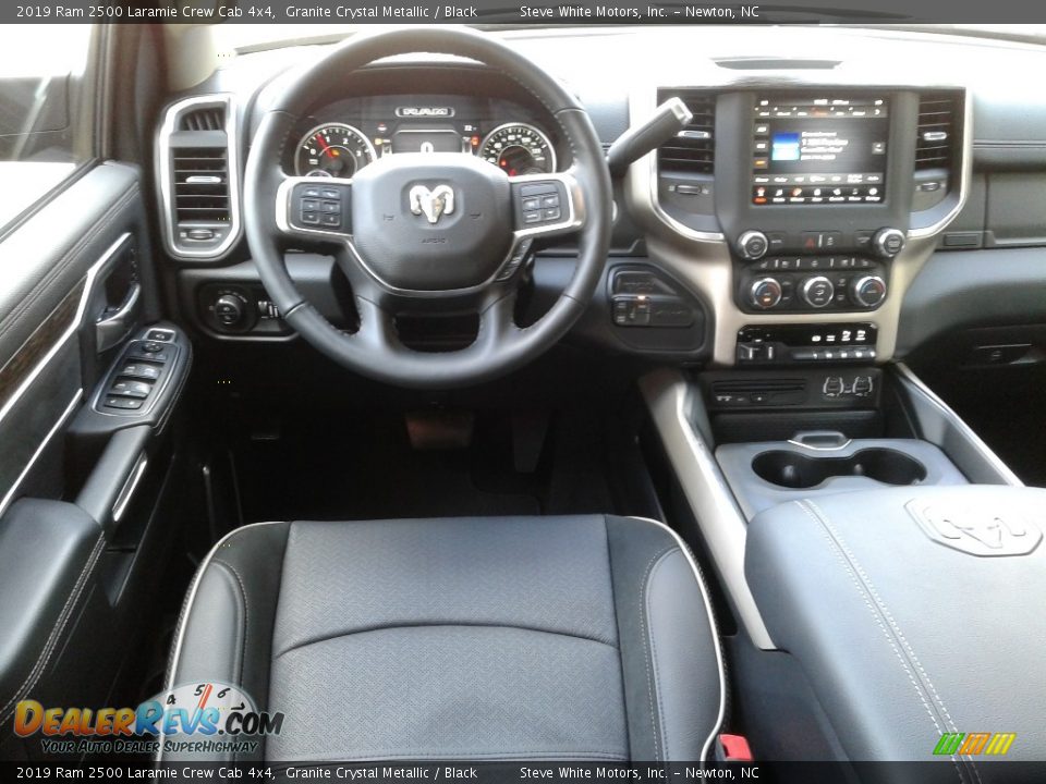 Dashboard of 2019 Ram 2500 Laramie Crew Cab 4x4 Photo #30