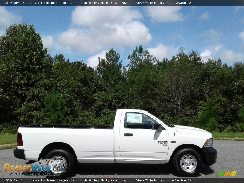 2019 Ram 1500 Classic Tradesman Regular Cab Bright White / Black/Diesel Gray Photo #5