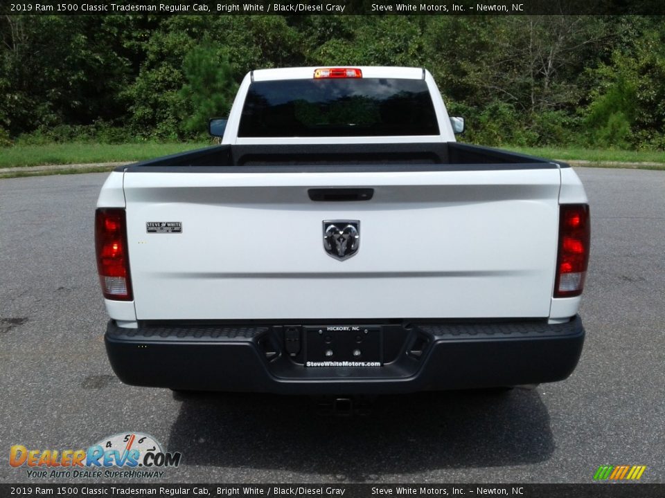 2019 Ram 1500 Classic Tradesman Regular Cab Bright White / Black/Diesel Gray Photo #7