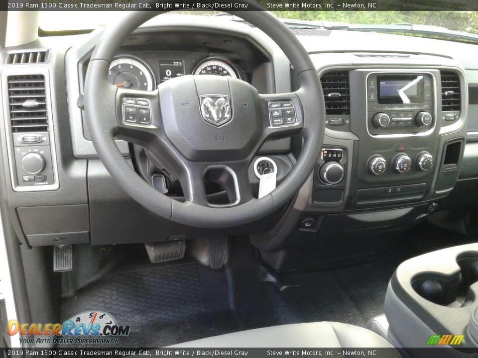 2019 Ram 1500 Classic Tradesman Regular Cab Bright White / Black/Diesel Gray Photo #23