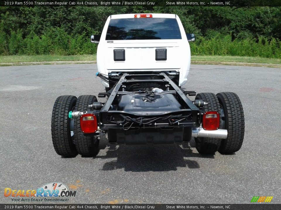 2019 Ram 5500 Tradesman Regular Cab 4x4 Chassis Bright White / Black/Diesel Gray Photo #12