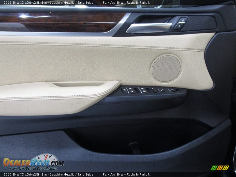 2016 BMW X3 xDrive28i Black Sapphire Metallic / Sand Beige Photo #8