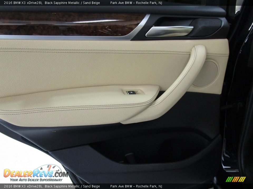 2016 BMW X3 xDrive28i Black Sapphire Metallic / Sand Beige Photo #11