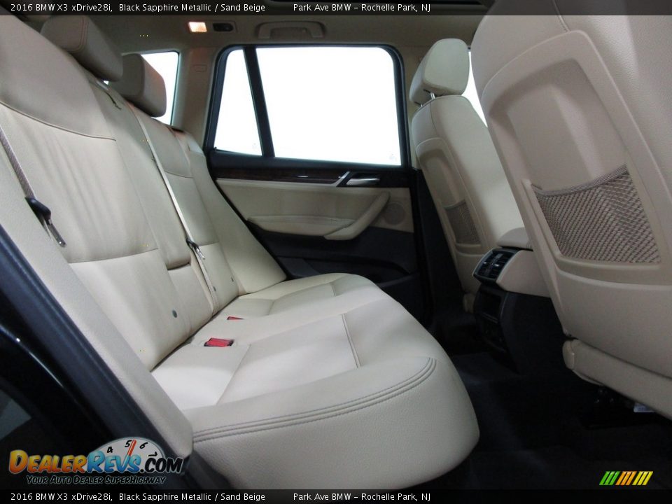 2016 BMW X3 xDrive28i Black Sapphire Metallic / Sand Beige Photo #19