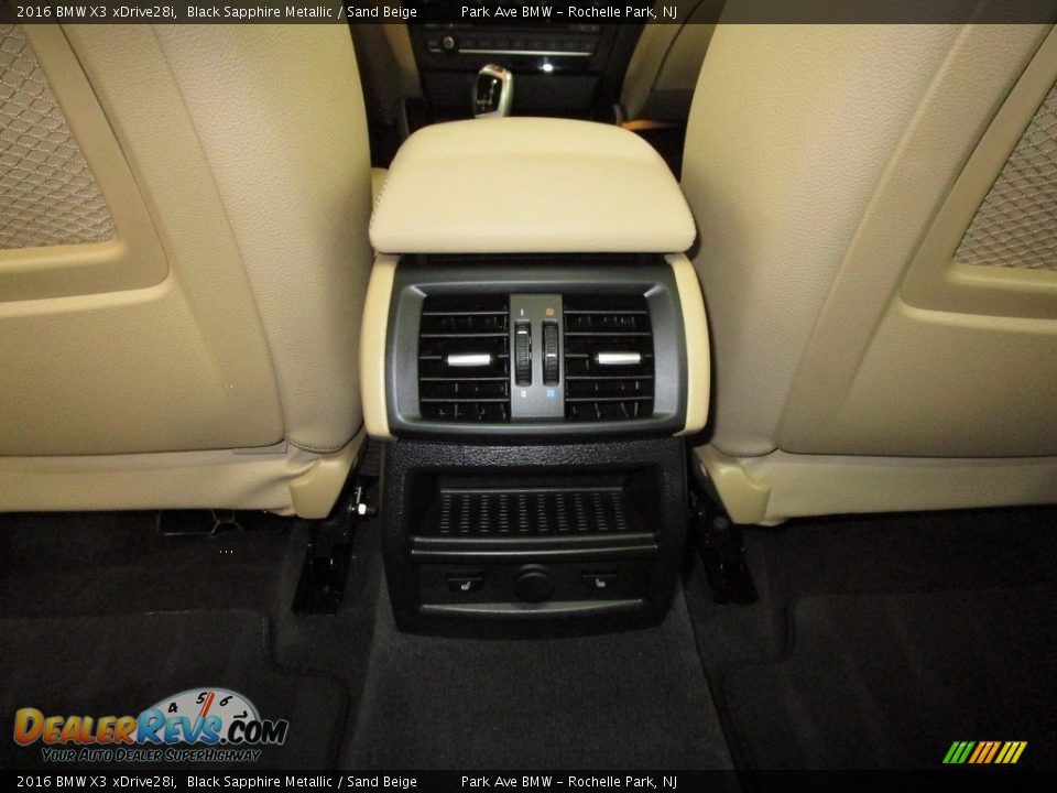 2016 BMW X3 xDrive28i Black Sapphire Metallic / Sand Beige Photo #20