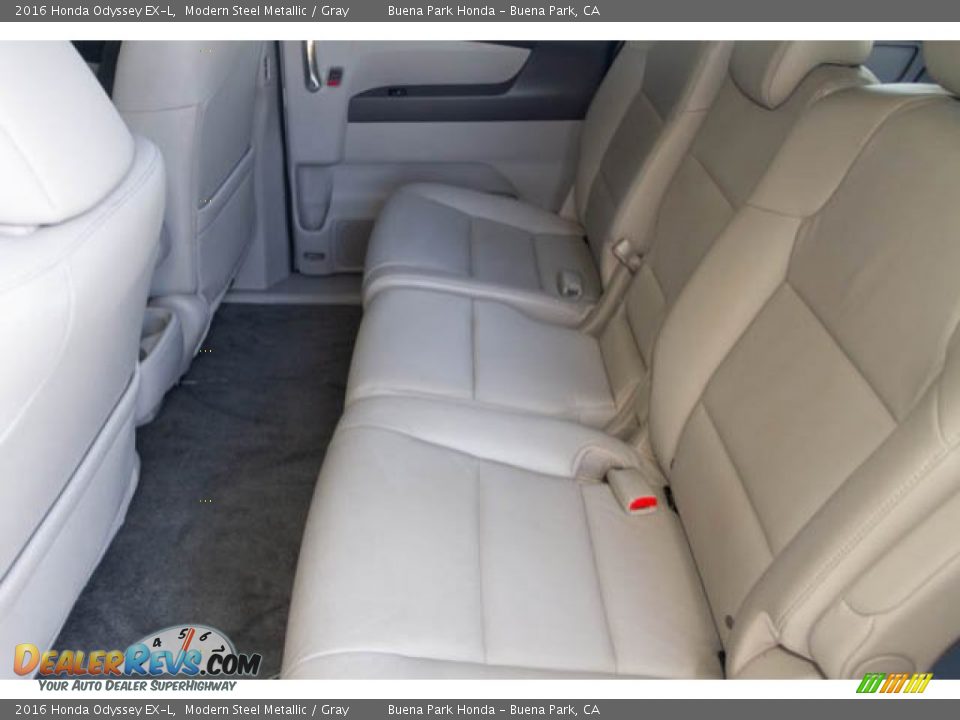2016 Honda Odyssey EX-L Modern Steel Metallic / Gray Photo #4