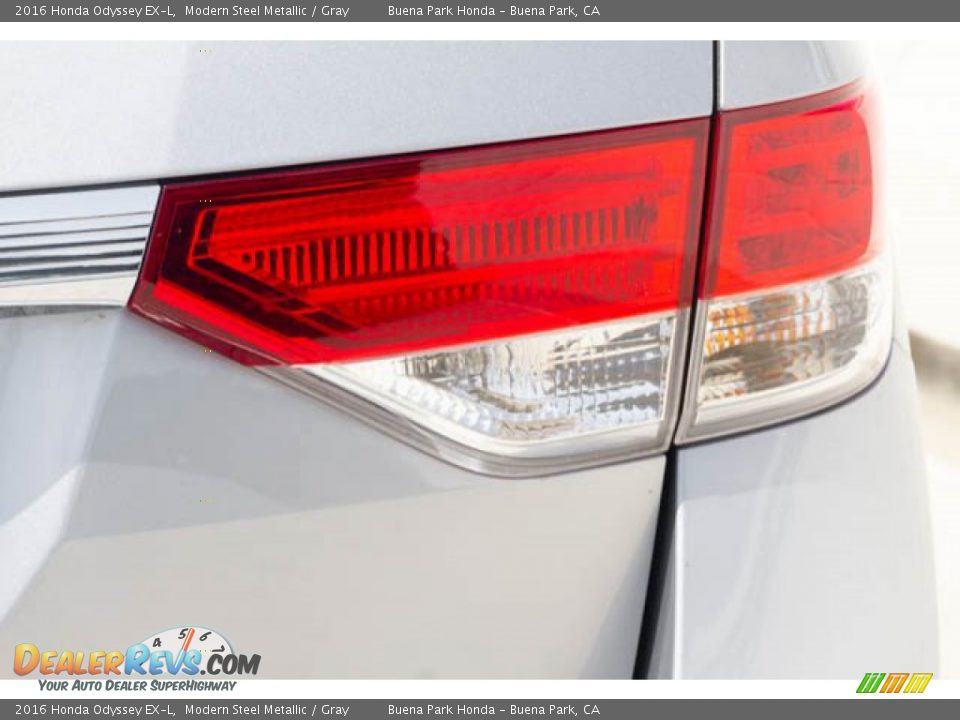 2016 Honda Odyssey EX-L Modern Steel Metallic / Gray Photo #13