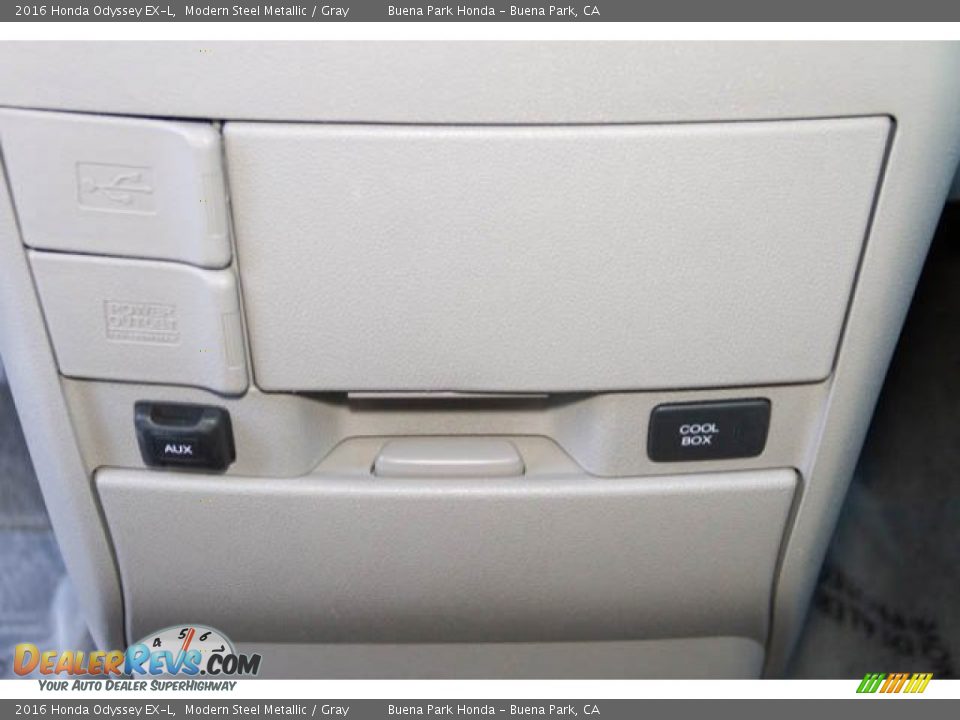 2016 Honda Odyssey EX-L Modern Steel Metallic / Gray Photo #16