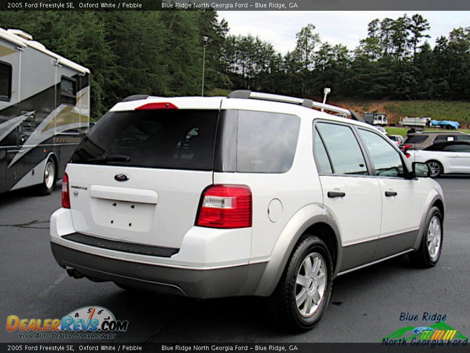 2005 Ford Freestyle SE Oxford White / Pebble Photo #5