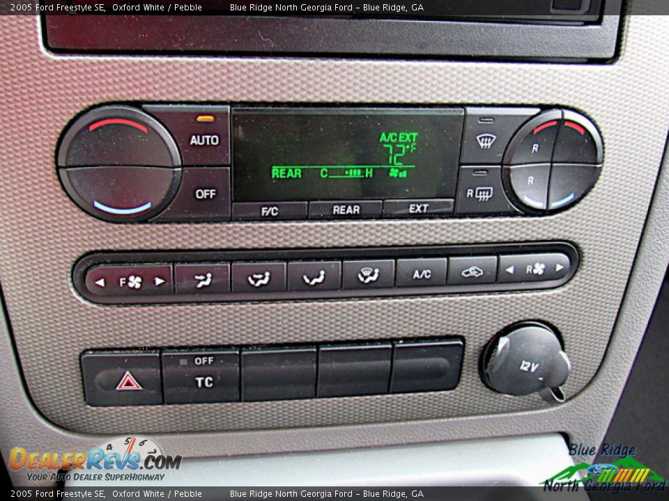 2005 Ford Freestyle SE Oxford White / Pebble Photo #20