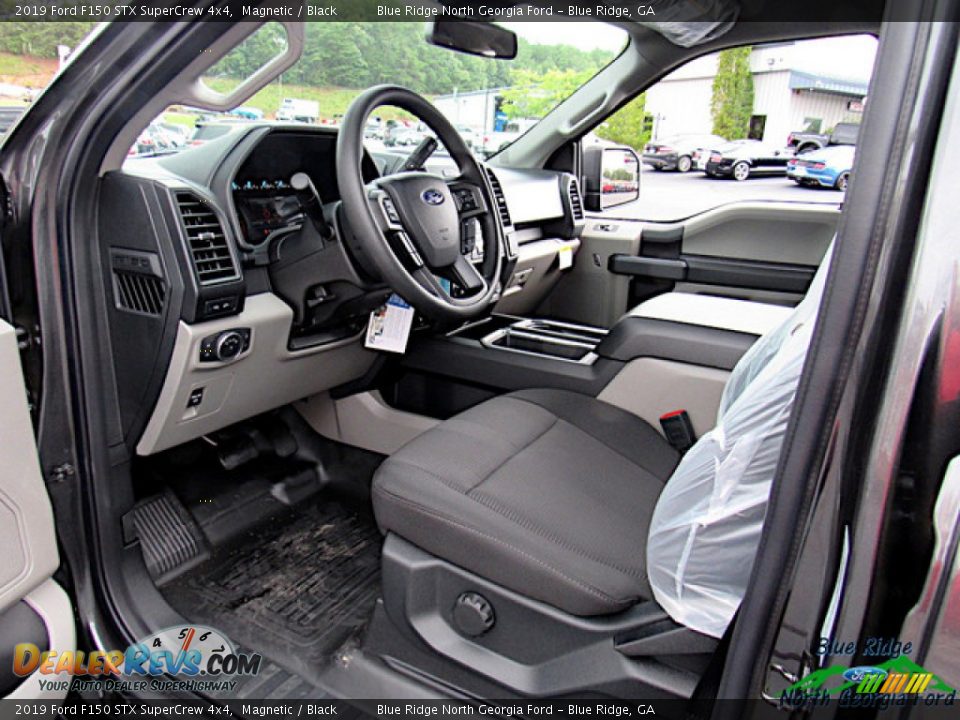 2019 Ford F150 STX SuperCrew 4x4 Magnetic / Black Photo #27