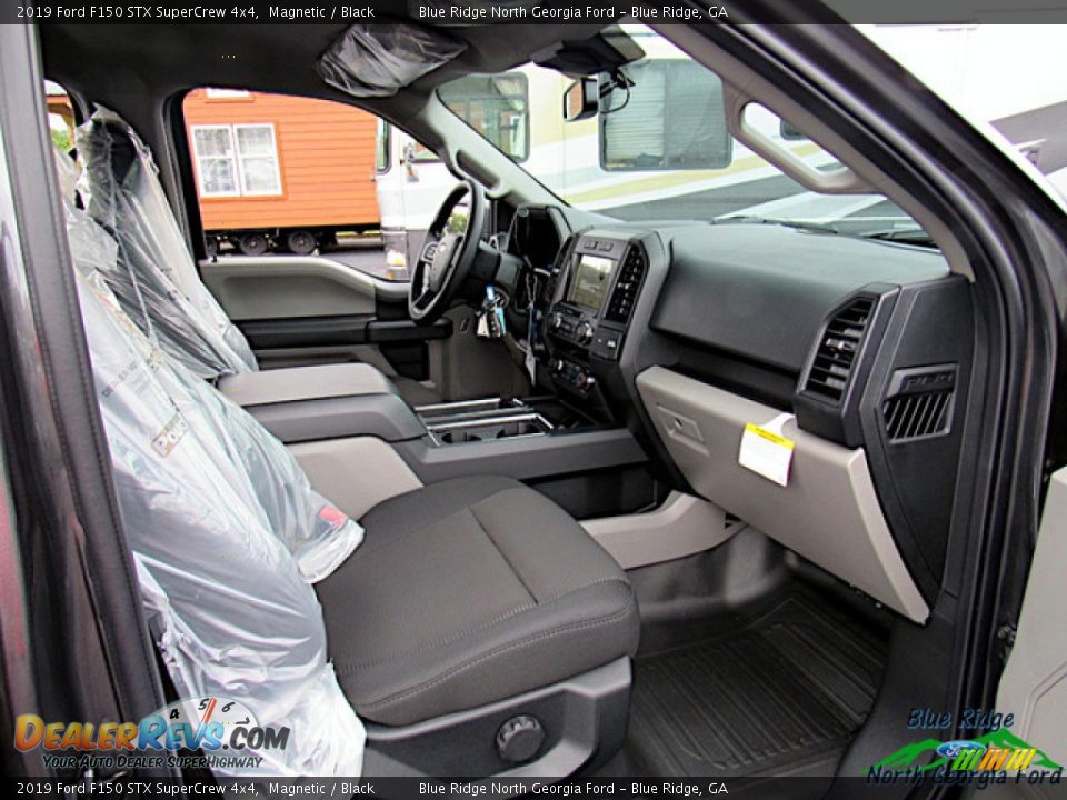 2019 Ford F150 STX SuperCrew 4x4 Magnetic / Black Photo #28