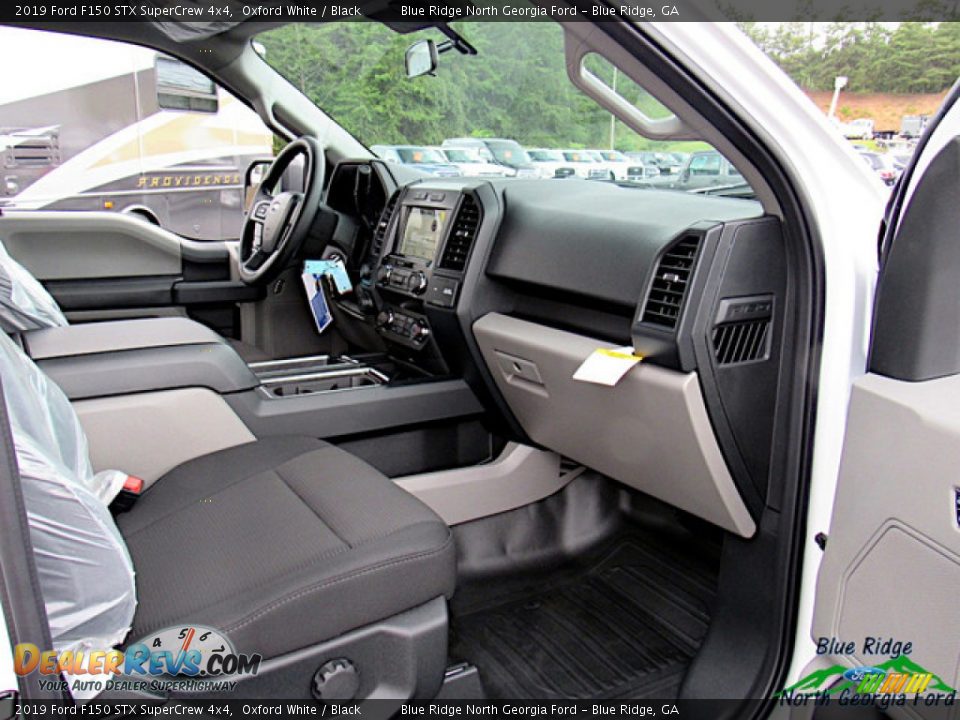 2019 Ford F150 STX SuperCrew 4x4 Oxford White / Black Photo #13