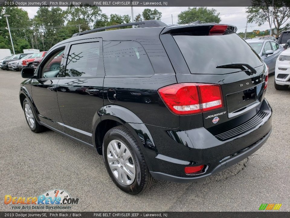2019 Dodge Journey SE Pitch Black / Black Photo #4