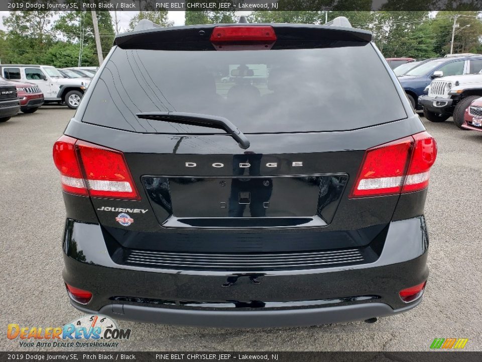 2019 Dodge Journey SE Pitch Black / Black Photo #5
