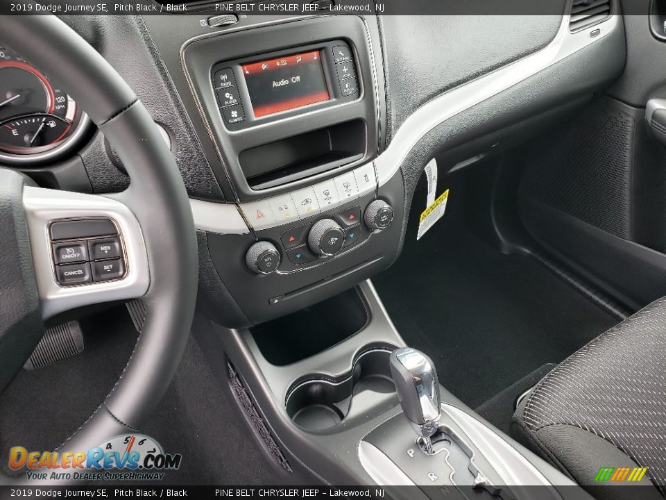 2019 Dodge Journey SE Pitch Black / Black Photo #10