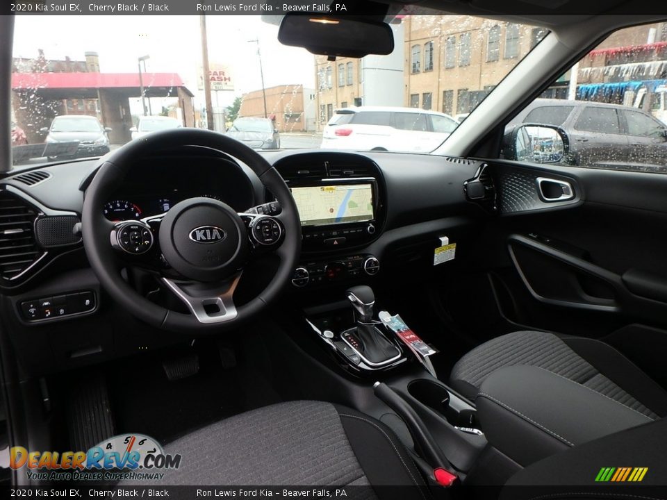 Front Seat of 2020 Kia Soul EX Photo #14