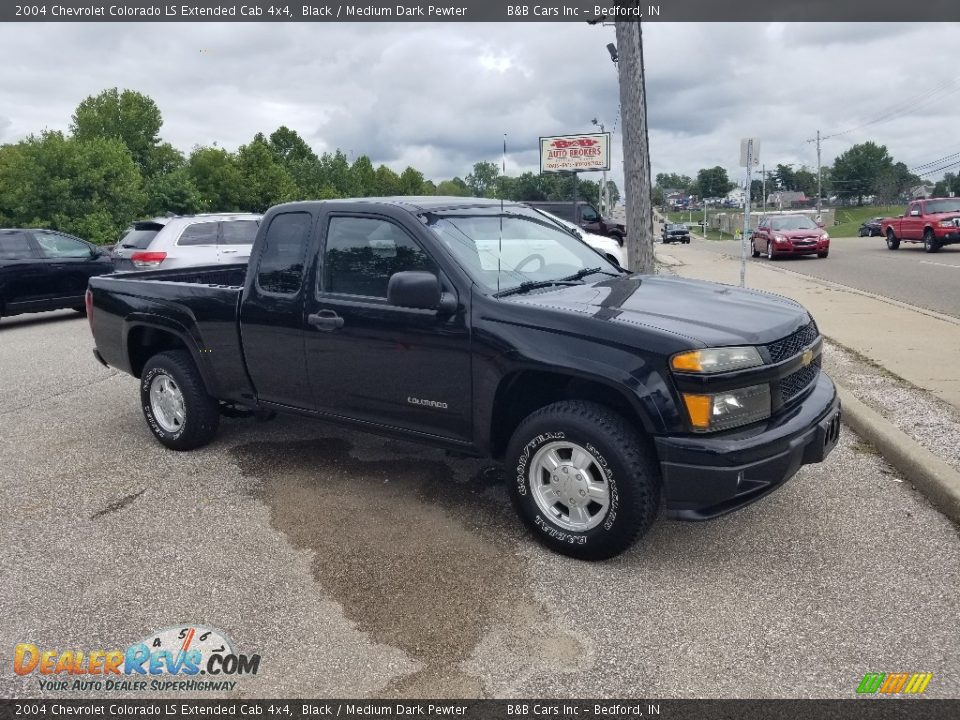 2004 Chevrolet Colorado LS Extended Cab 4x4 Black / Medium Dark Pewter Photo #1