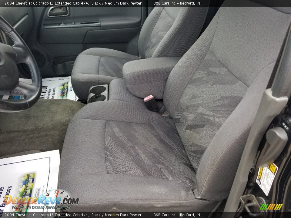 2004 Chevrolet Colorado LS Extended Cab 4x4 Black / Medium Dark Pewter Photo #12