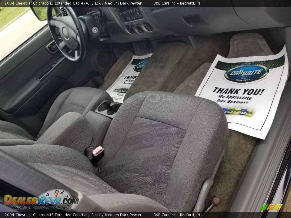 2004 Chevrolet Colorado LS Extended Cab 4x4 Black / Medium Dark Pewter Photo #19