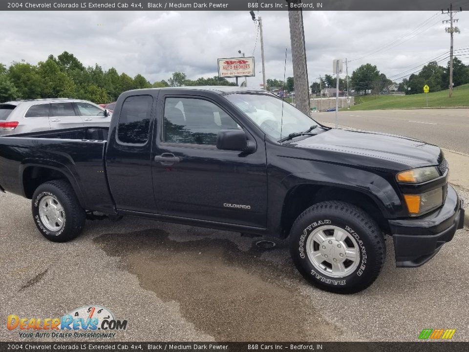 2004 Chevrolet Colorado LS Extended Cab 4x4 Black / Medium Dark Pewter Photo #23
