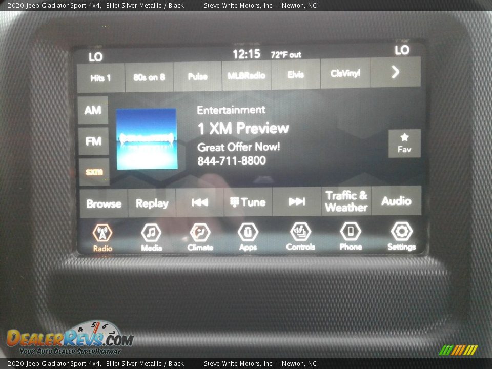 Controls of 2020 Jeep Gladiator Sport 4x4 Photo #20