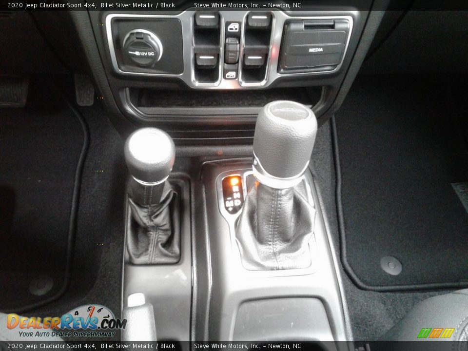 2020 Jeep Gladiator Sport 4x4 Shifter Photo #26