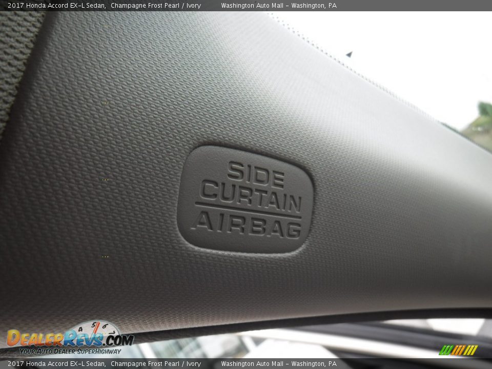 2017 Honda Accord EX-L Sedan Champagne Frost Pearl / Ivory Photo #24