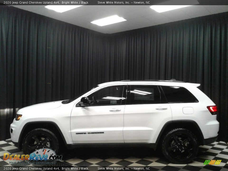 2020 Jeep Grand Cherokee Upland 4x4 Bright White / Black Photo #1