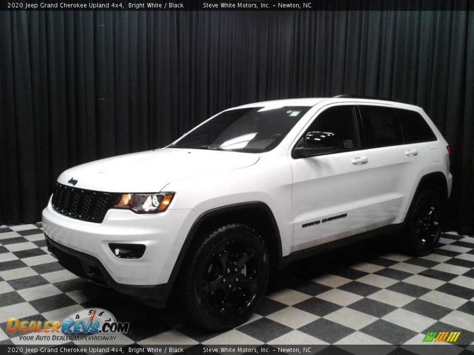 2020 Jeep Grand Cherokee Upland 4x4 Bright White / Black Photo #2