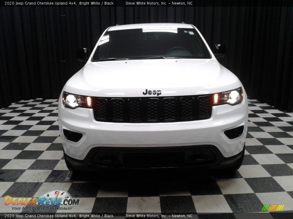 2020 Jeep Grand Cherokee Upland 4x4 Bright White / Black Photo #3