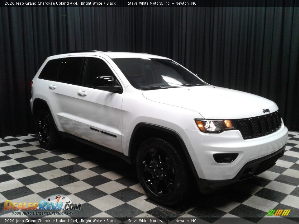 2020 Jeep Grand Cherokee Upland 4x4 Bright White / Black Photo #4