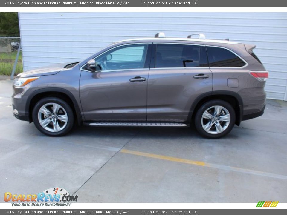 2016 Toyota Highlander Limited Platinum Midnight Black Metallic / Ash Photo #6