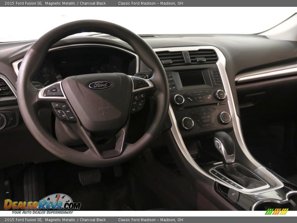 2015 Ford Fusion SE Magnetic Metallic / Charcoal Black Photo #7