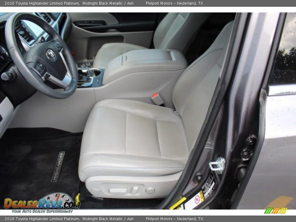 2016 Toyota Highlander Limited Platinum Midnight Black Metallic / Ash Photo #12