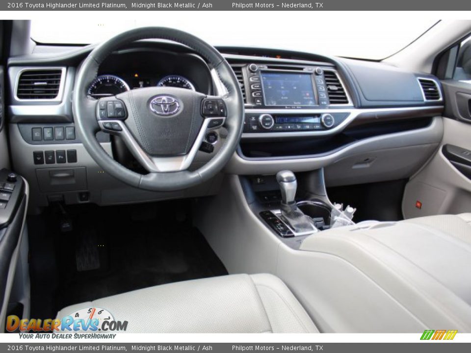 2016 Toyota Highlander Limited Platinum Midnight Black Metallic / Ash Photo #25
