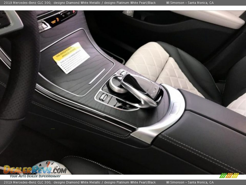 2019 Mercedes-Benz GLC 300 designo Diamond White Metallic / designo Platinum White Pearl/Black Photo #7