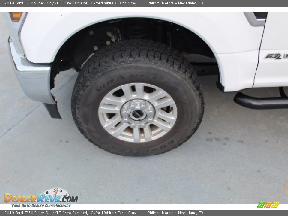 2019 Ford F250 Super Duty XLT Crew Cab 4x4 Oxford White / Earth Gray Photo #5