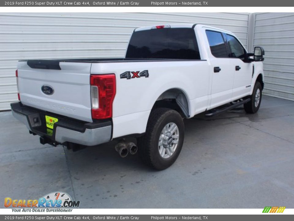 2019 Ford F250 Super Duty XLT Crew Cab 4x4 Oxford White / Earth Gray Photo #9