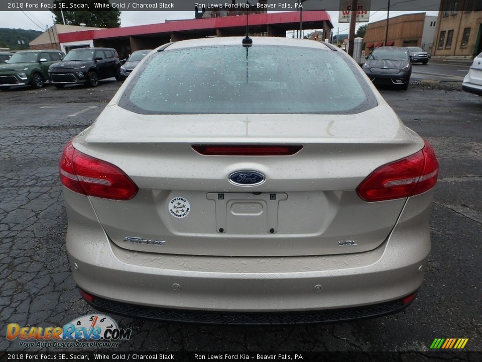 2018 Ford Focus SEL Sedan White Gold / Charcoal Black Photo #4